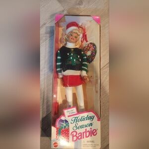 Mattel 1996 Holiday Season Barbie Doll